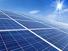 太陽光で発電した電気を家庭で利用できます。
